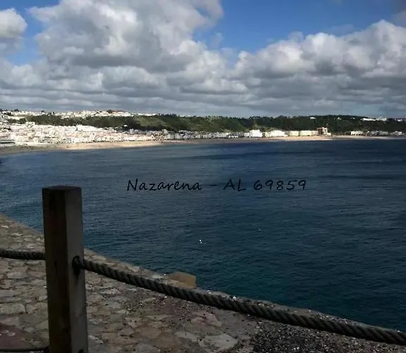 Nazarena アパート