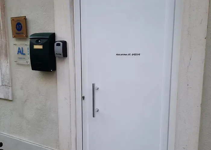 Nazarena * ナザレ